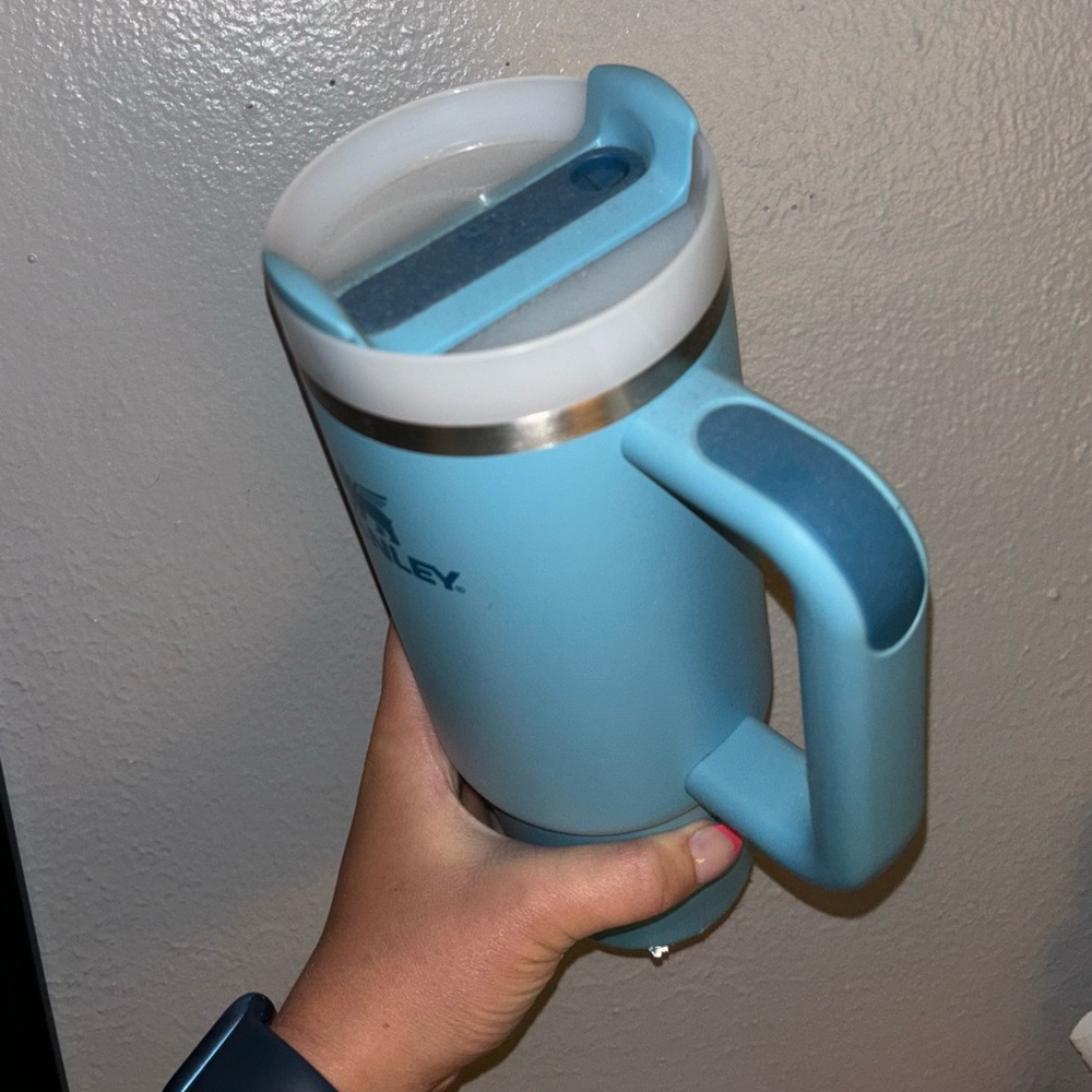 COPY - THE QUENCHER H2.0
FLOWSTATE ™
TUMBLER | 30 OZ
